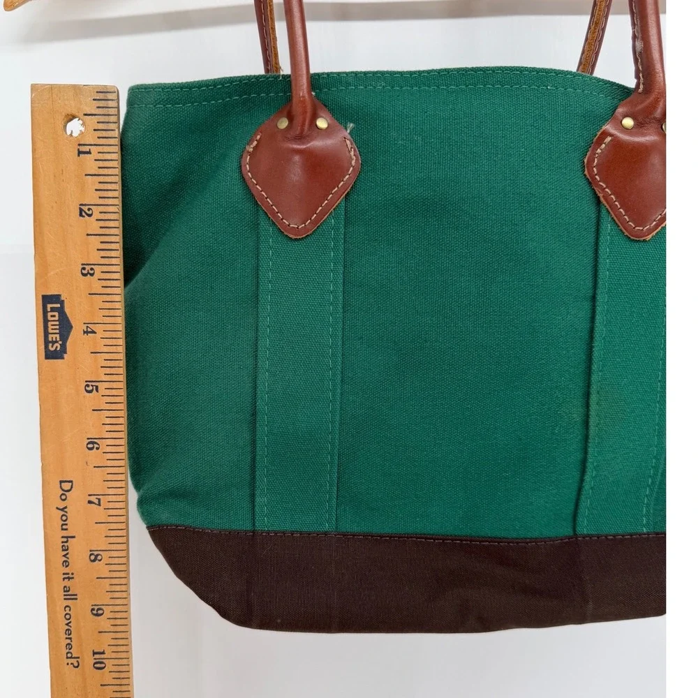Byer of Maine Winter Harbor Bag Green Canvas Leather Strap Tote Zipper Top